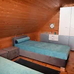 Casa de Férias Velence Korzó *