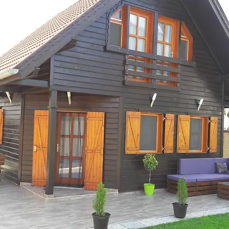 Velence Korzo Pihenohaz *