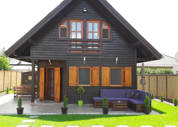 Ferienhaus Velence Korzo Pihenohaz *